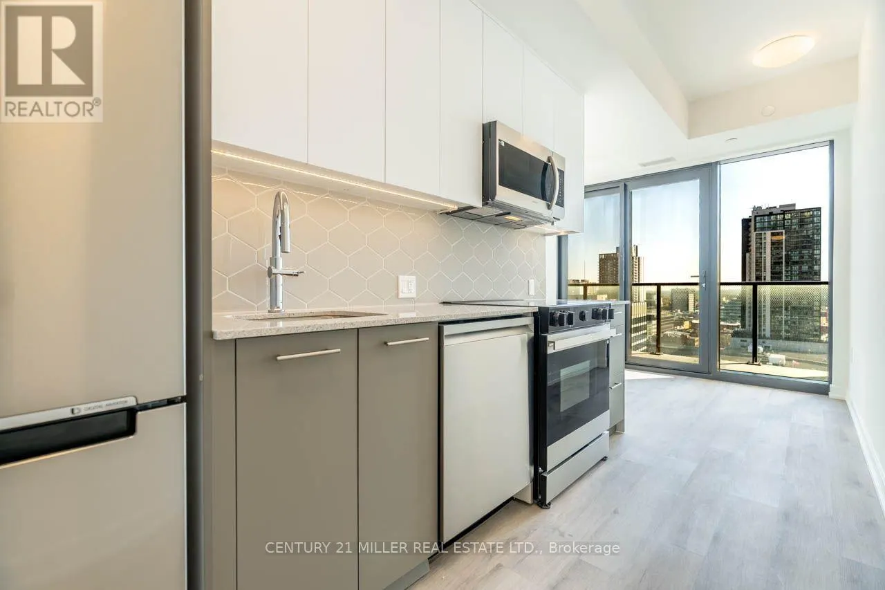 1704 - 30 FRANCIS STREET S