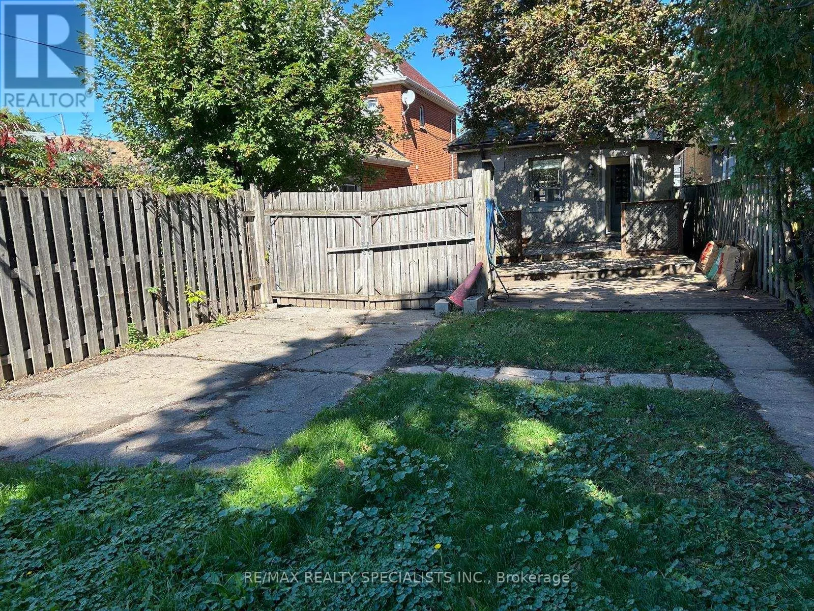 74 CAMBRIDGE AVENUE