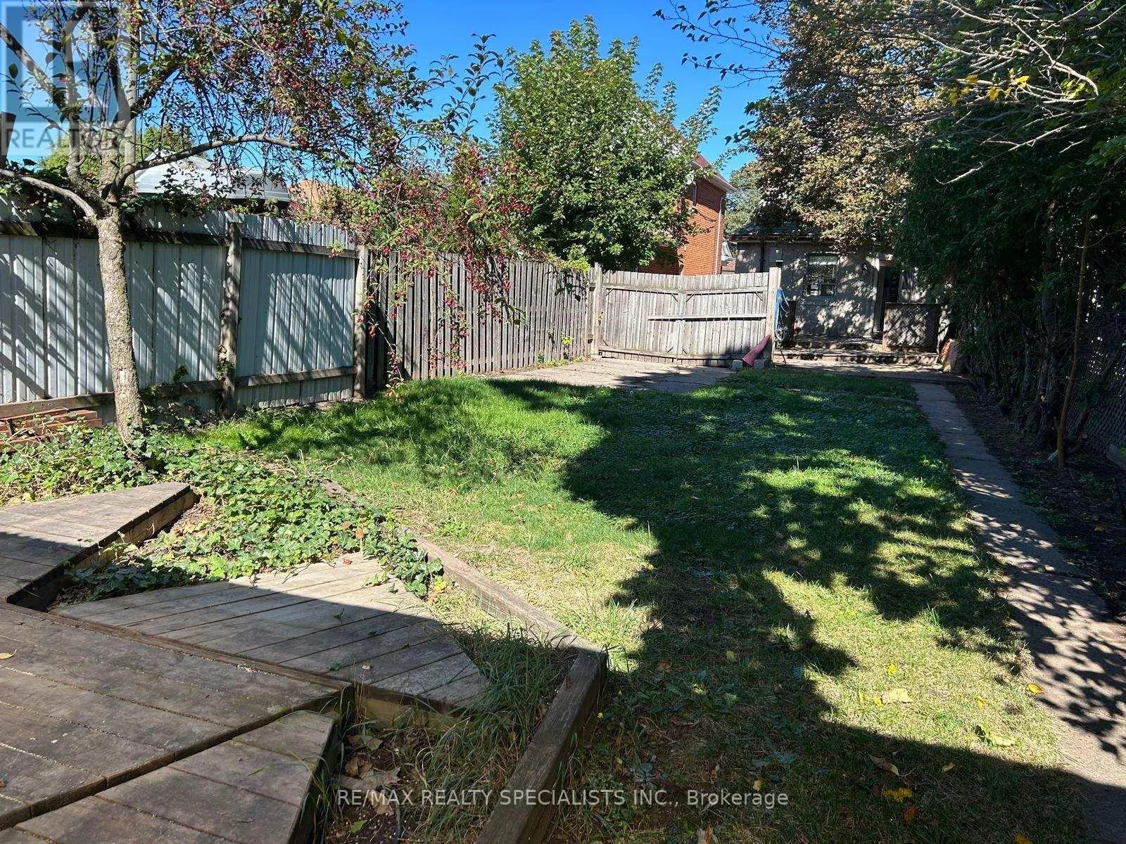 74 CAMBRIDGE AVENUE