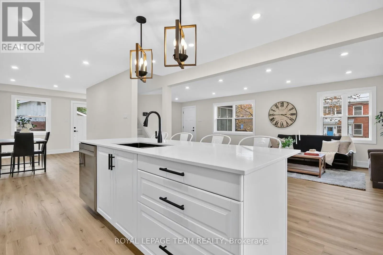 2314 ROGER STEVENS DRIVE