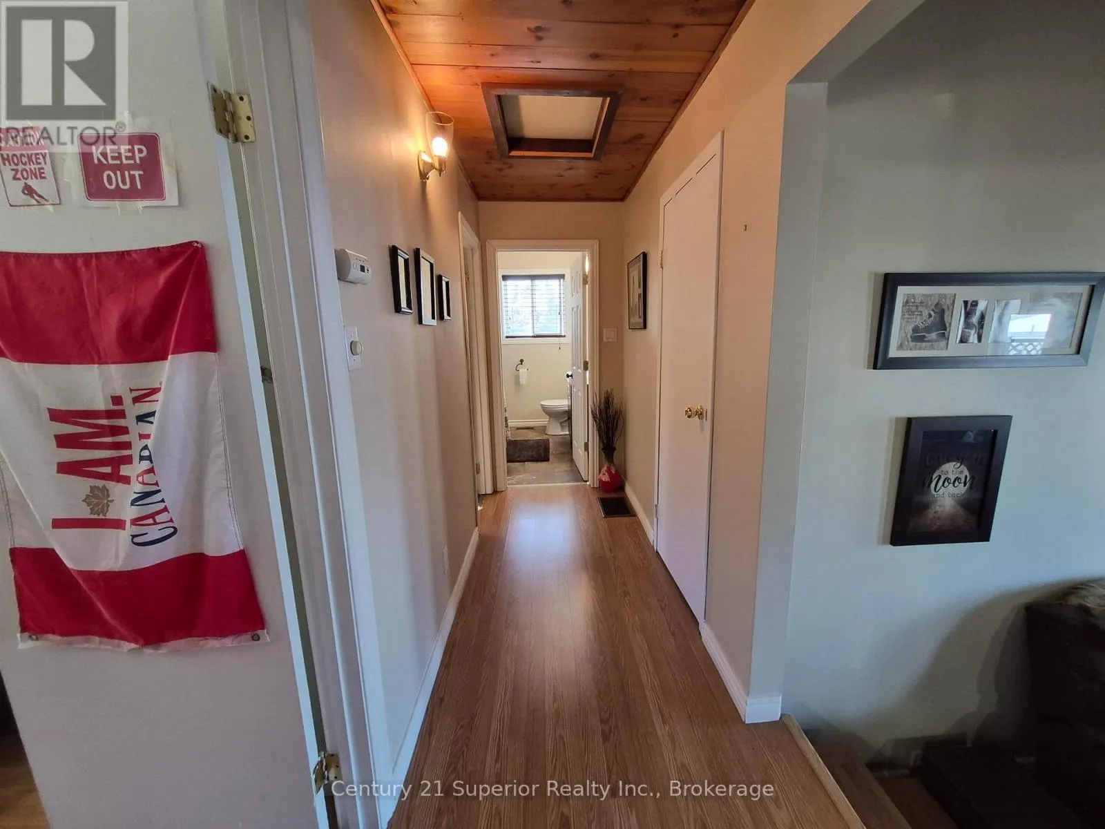 143 SUNSET DRIVE N