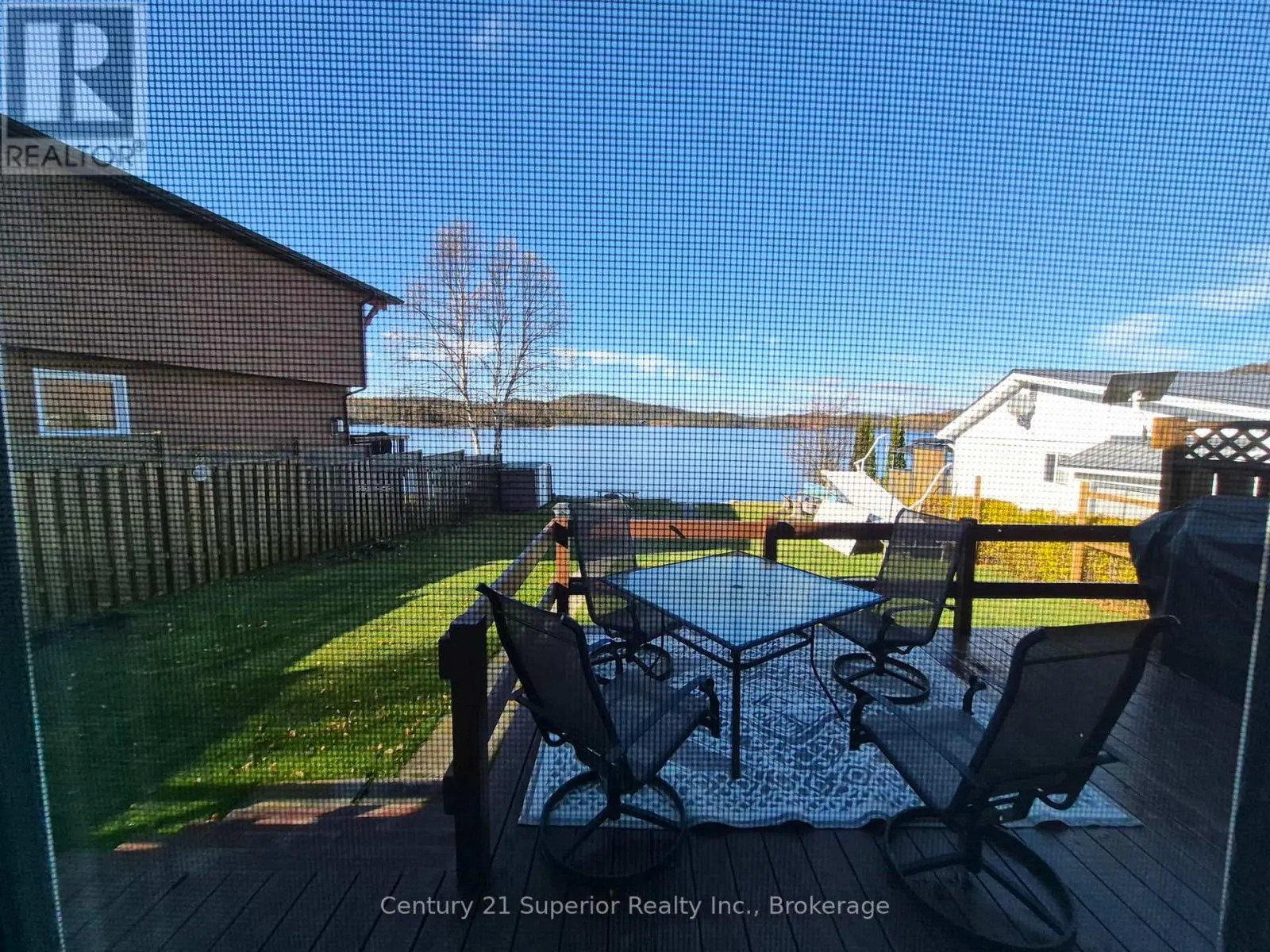 143 SUNSET DRIVE N