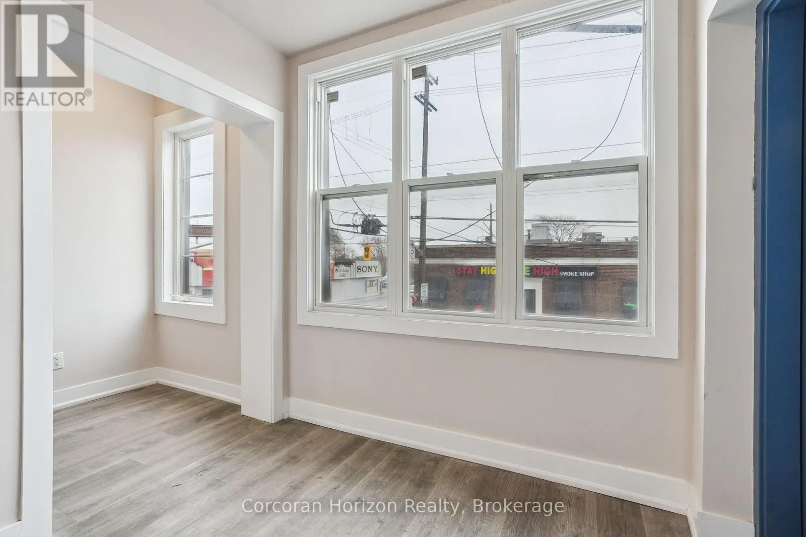 289-293 KENILWORTH AVENUE N