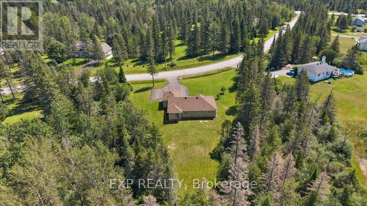 113 GREY FOX DRIVE