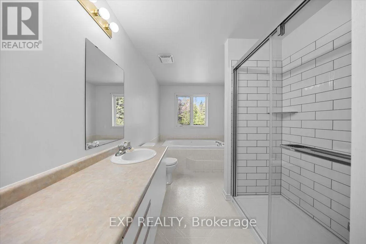113 GREY FOX DRIVE