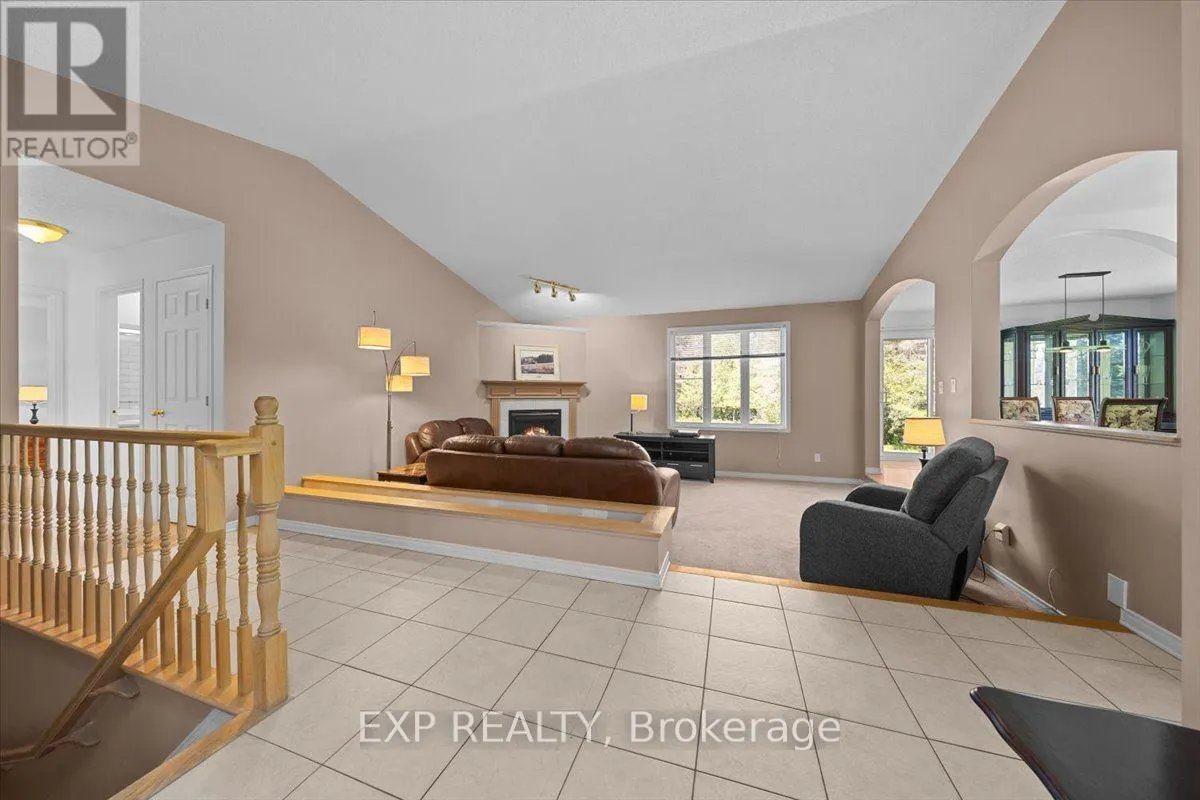 113 GREY FOX DRIVE