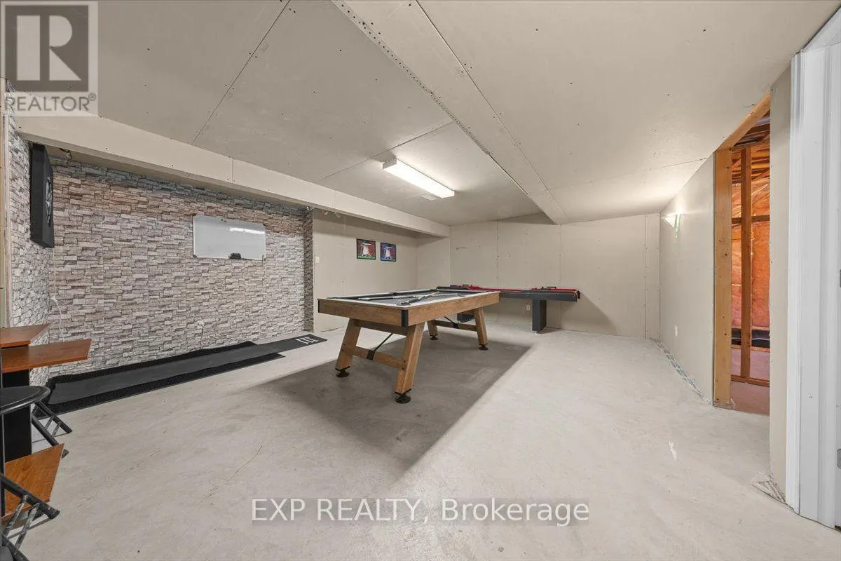 113 GREY FOX DRIVE