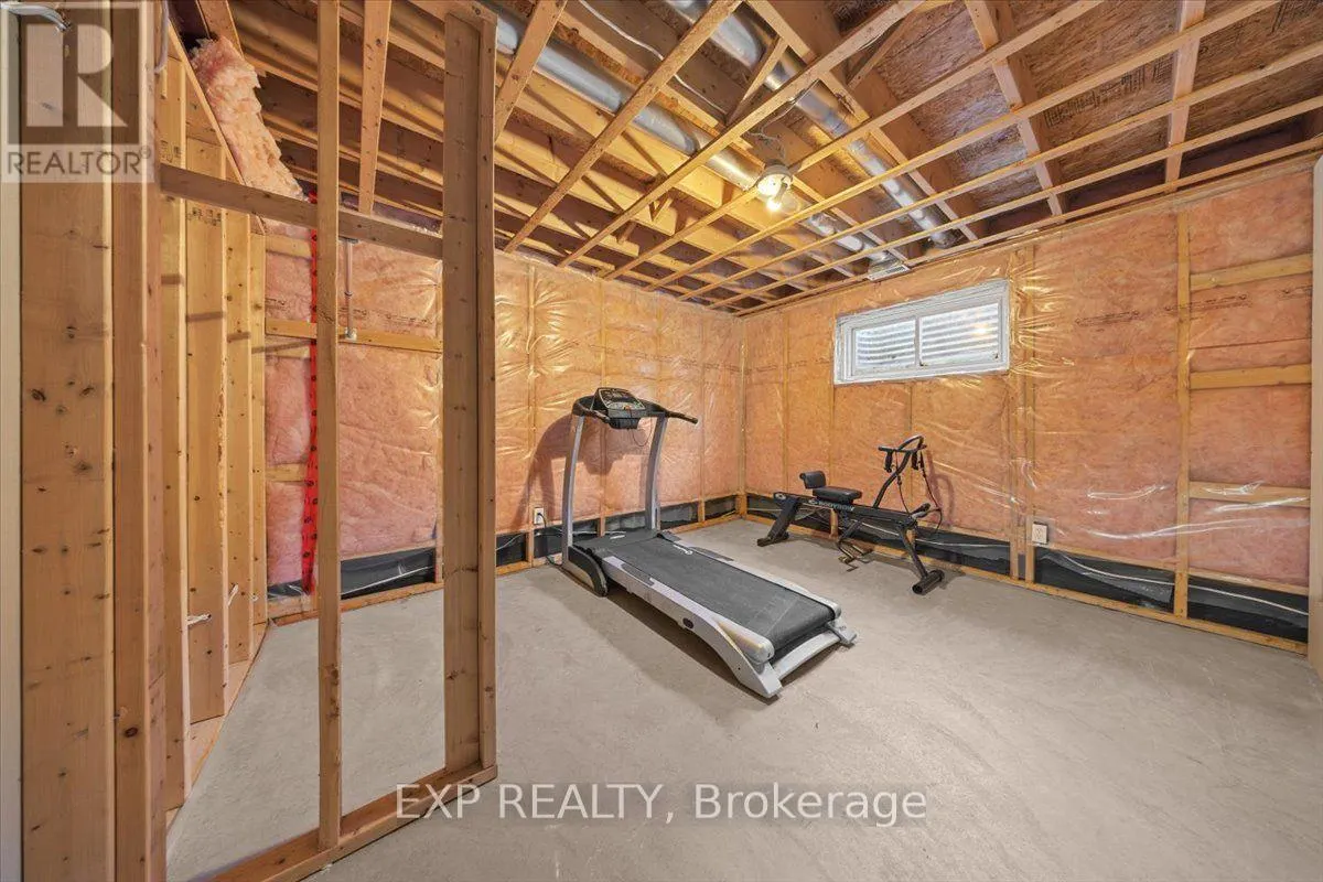 113 GREY FOX DRIVE