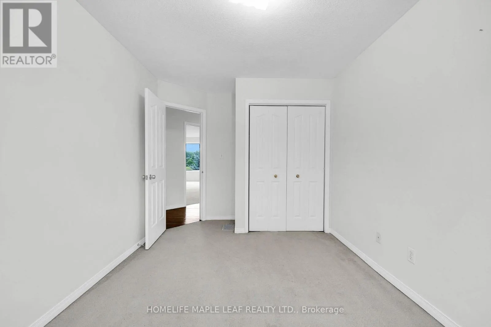 888 PAISLEY ROAD