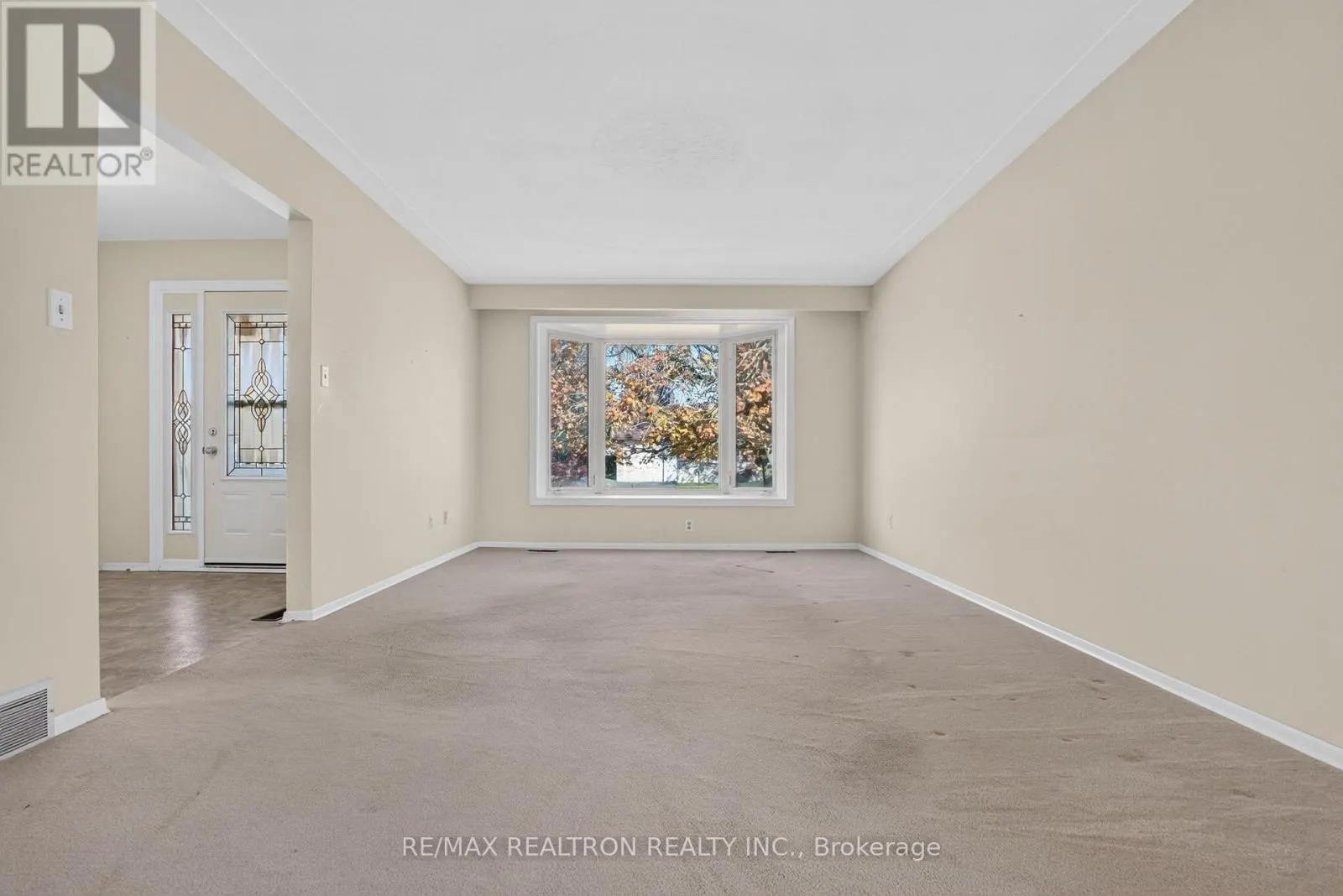 3 CANARY COURT