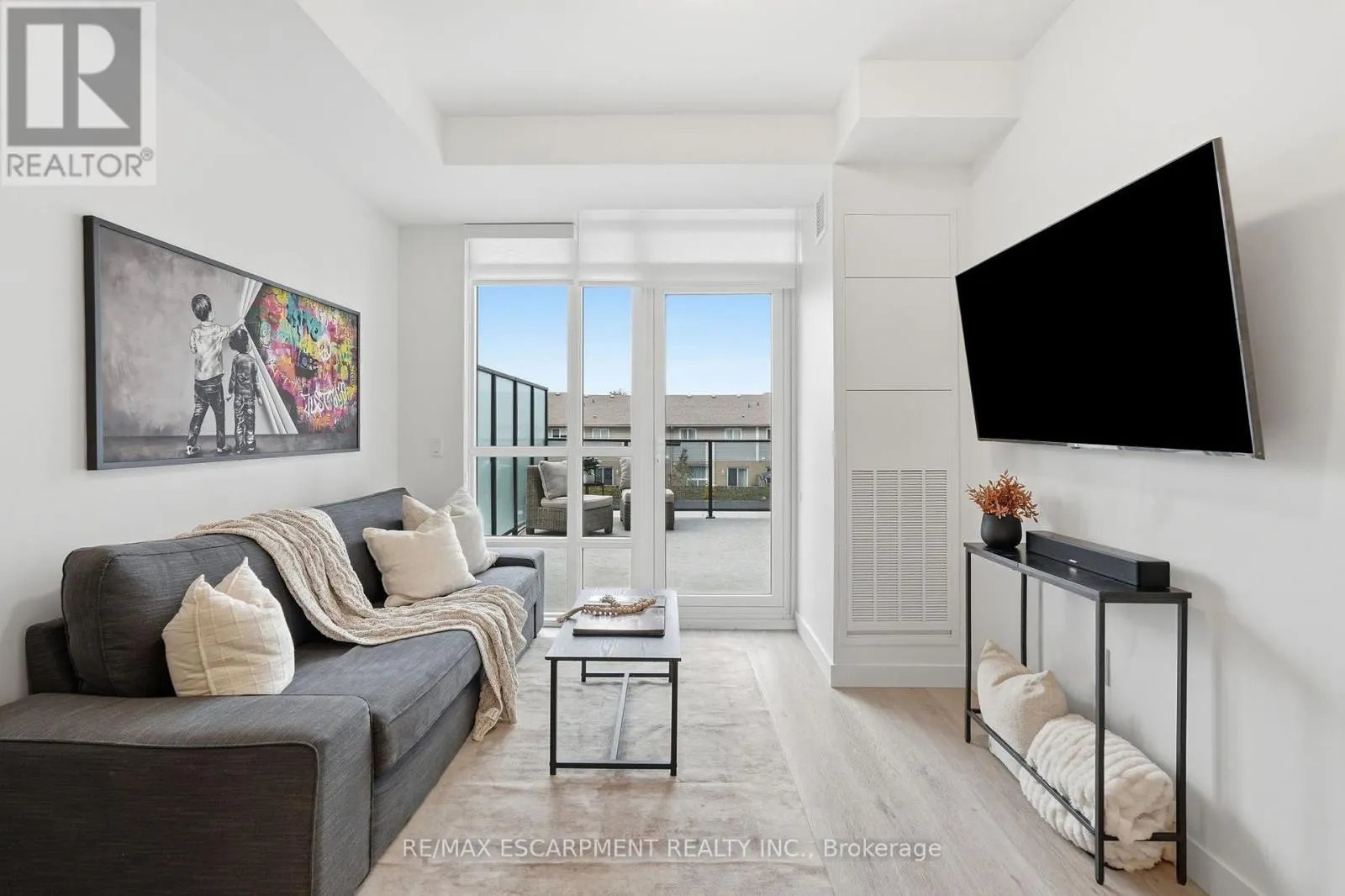 206 - 461 GREEN STREET