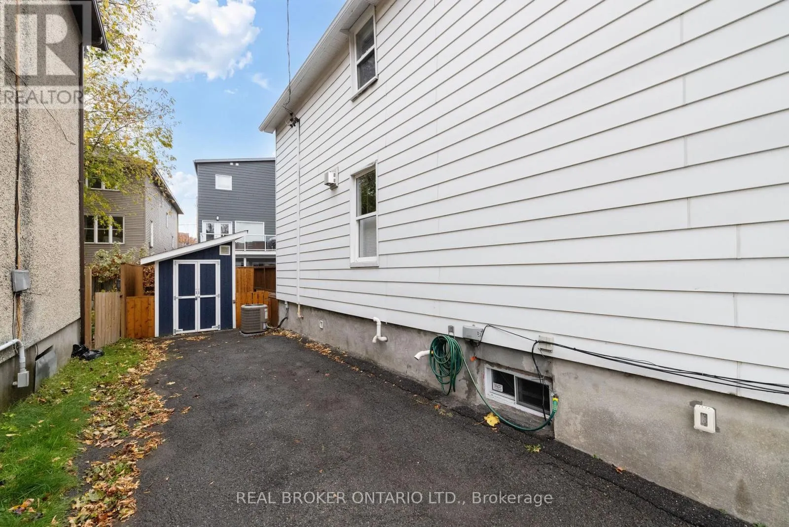 31 WESTMOUNT AVENUE