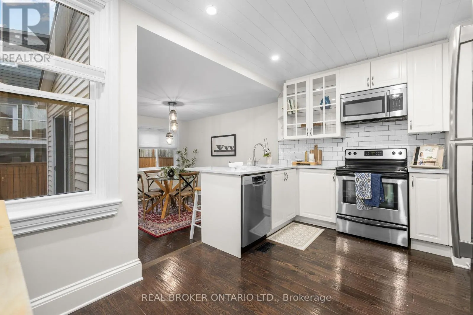 31 WESTMOUNT AVENUE