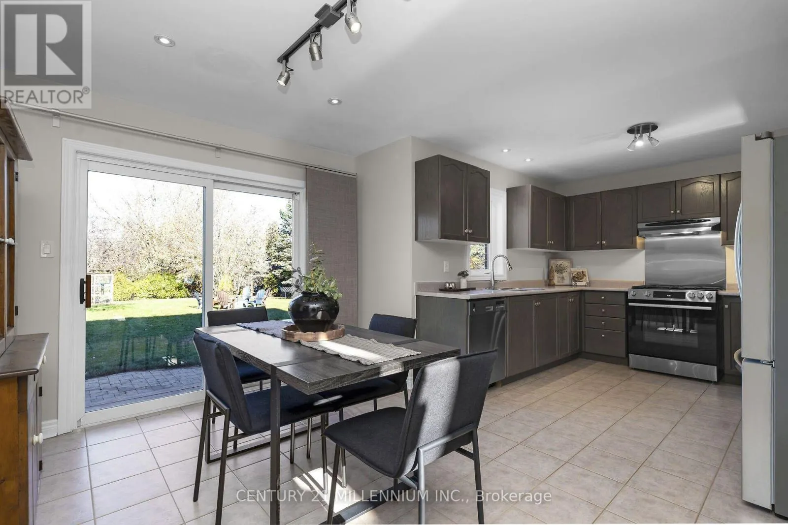 2 MCCULLOGH DRIVE
