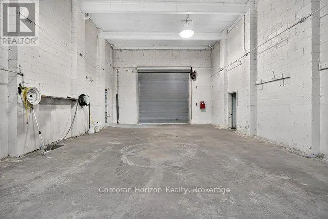 3 - 182 CHATHAM STREET #3
