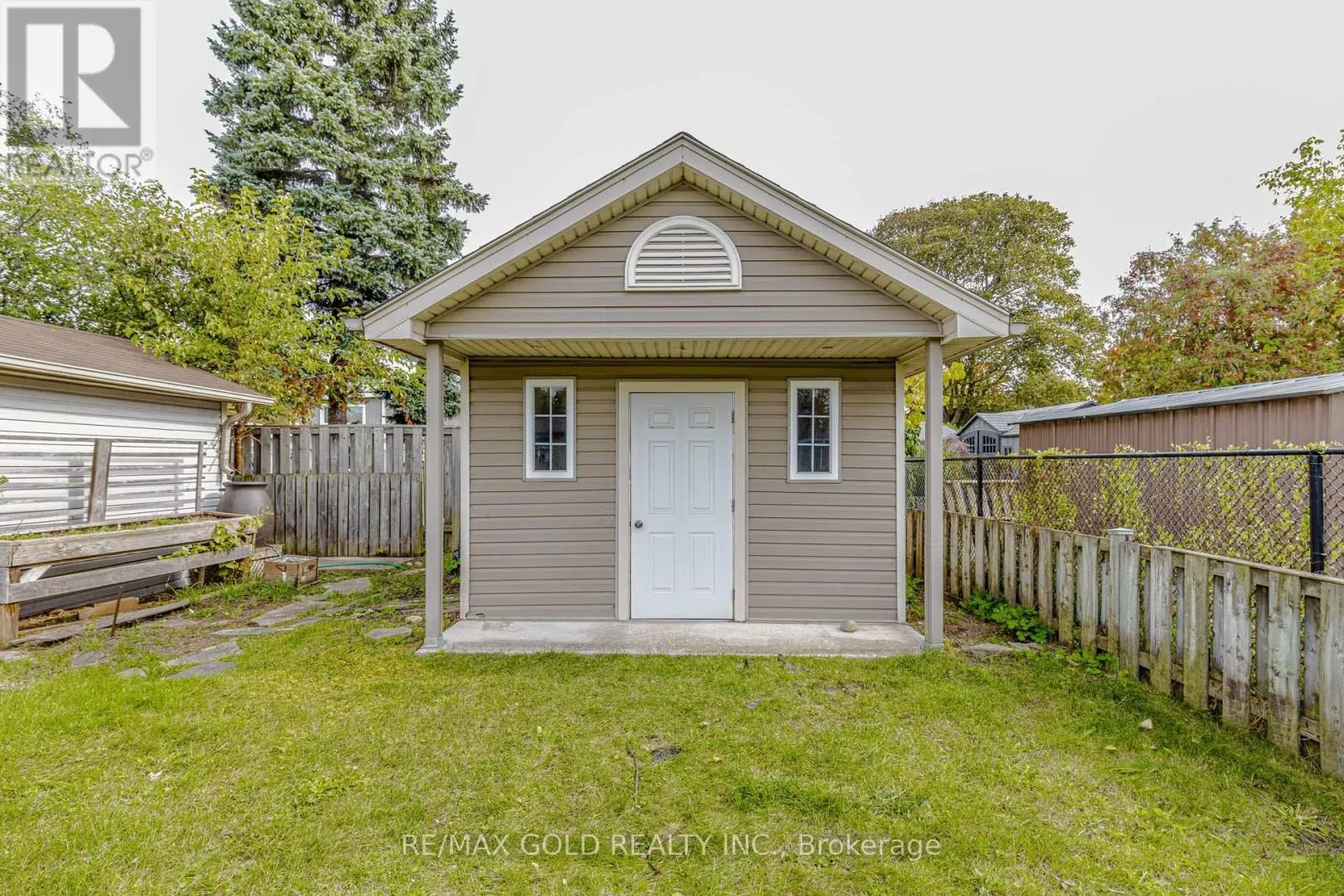 49 KENNETH AVENUE