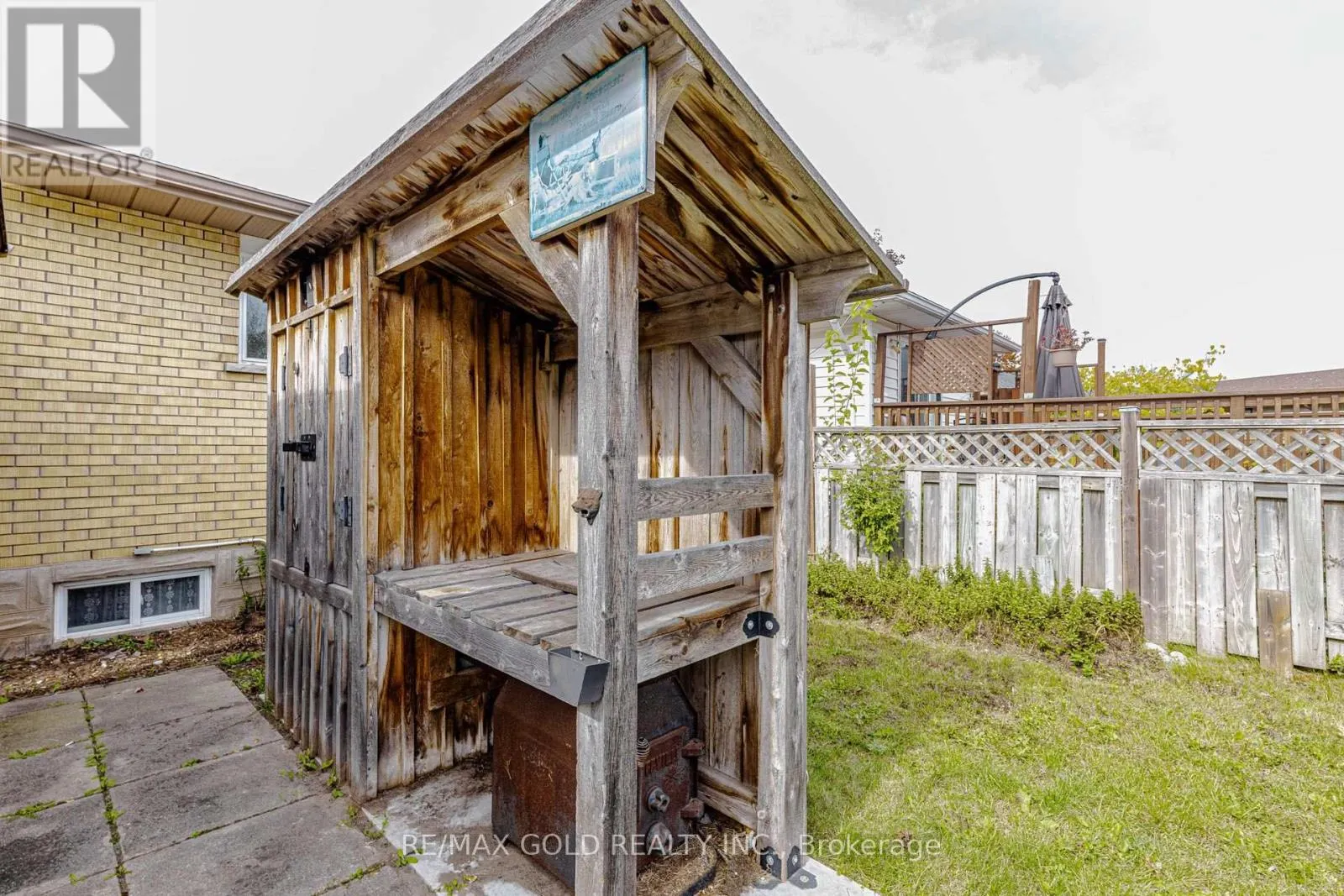 49 KENNETH AVENUE