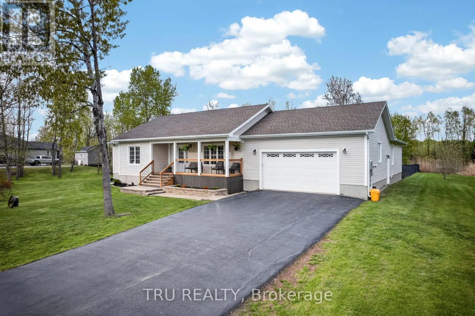52 KIMBERLY AVENUE