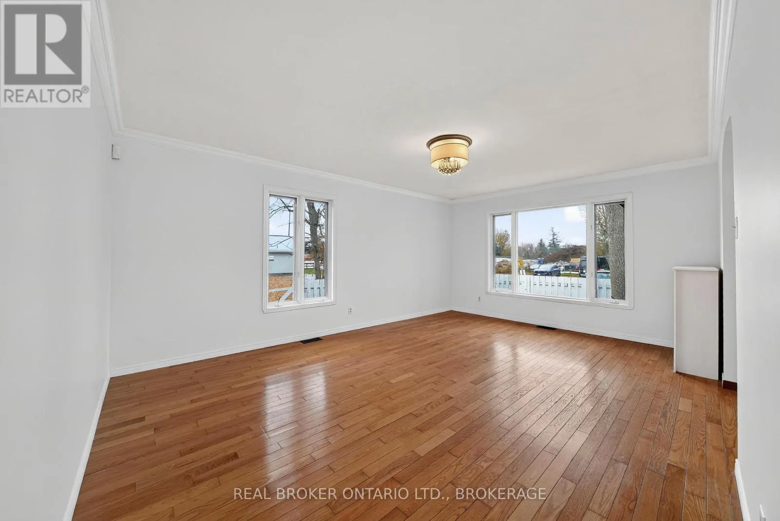 5 MACDONALD STREET