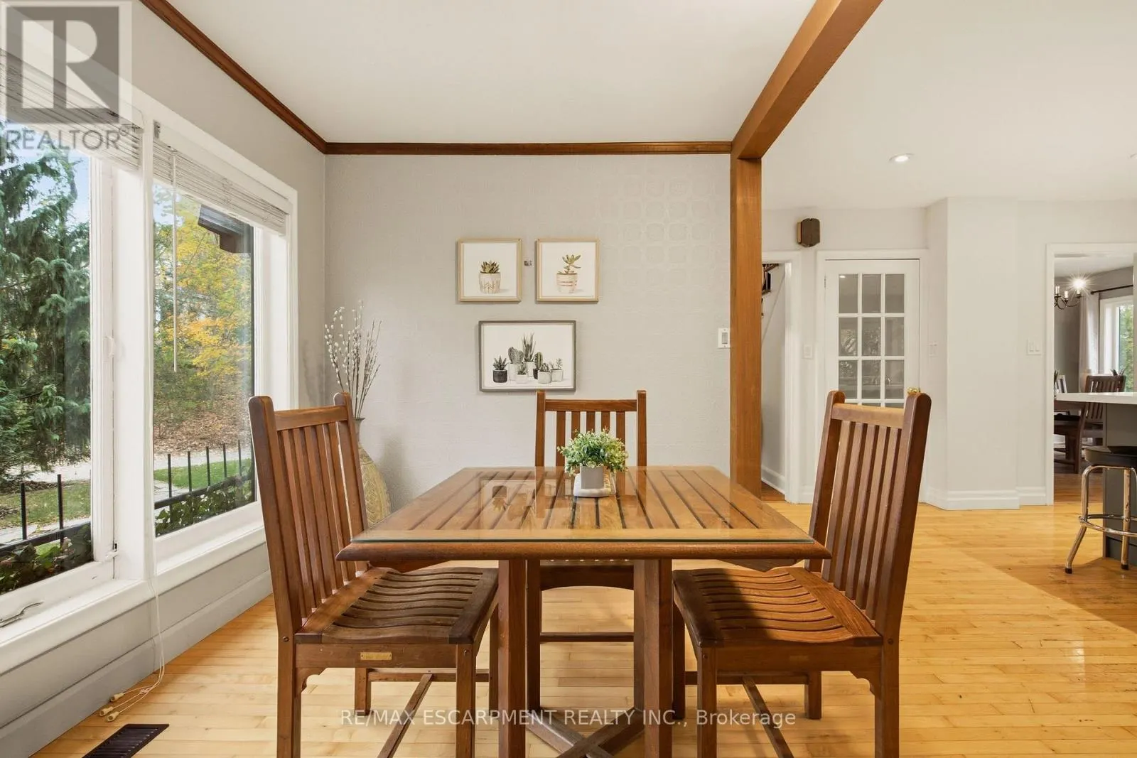 7 HATFIELD PLACE