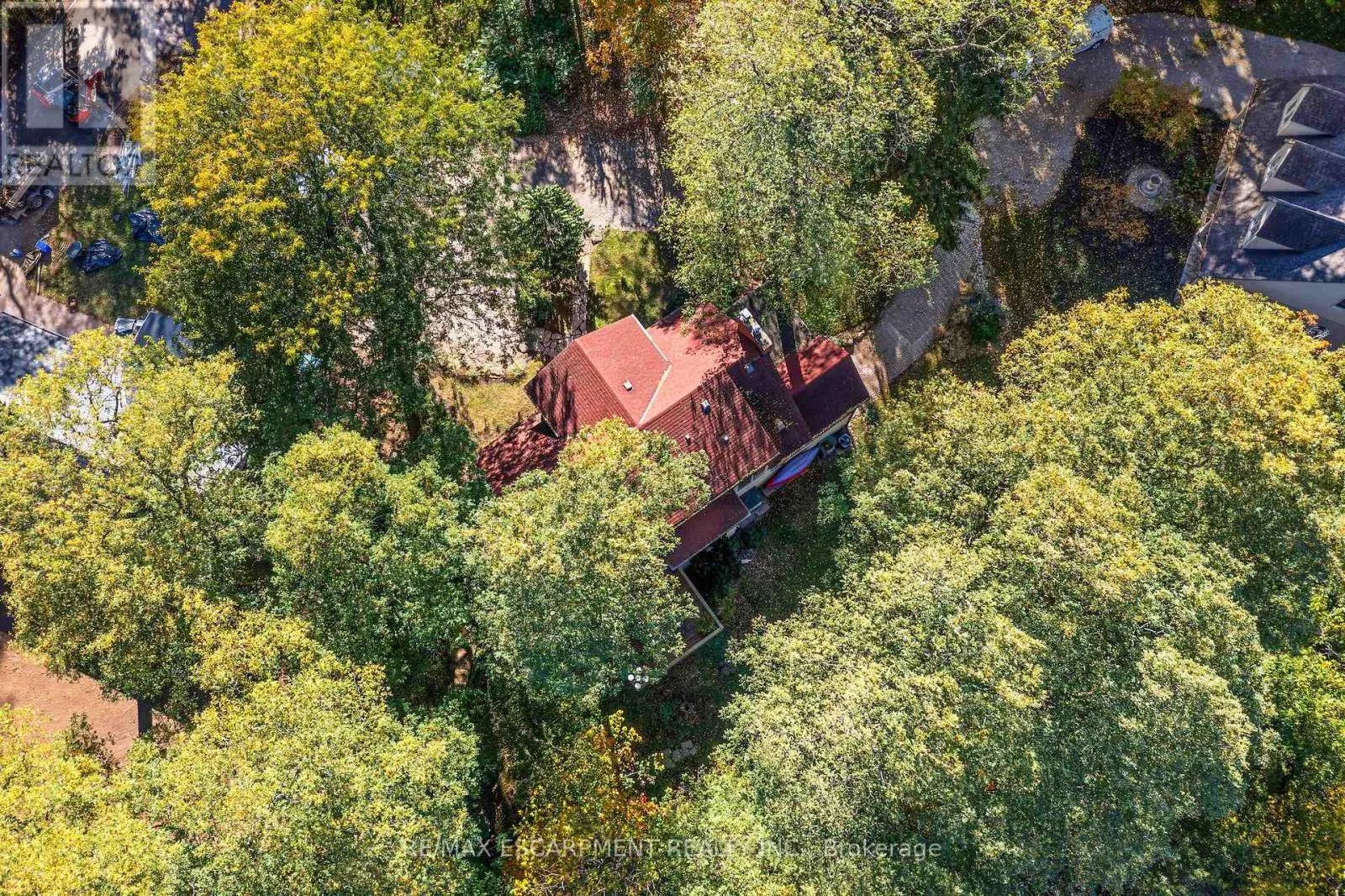 7 HATFIELD PLACE