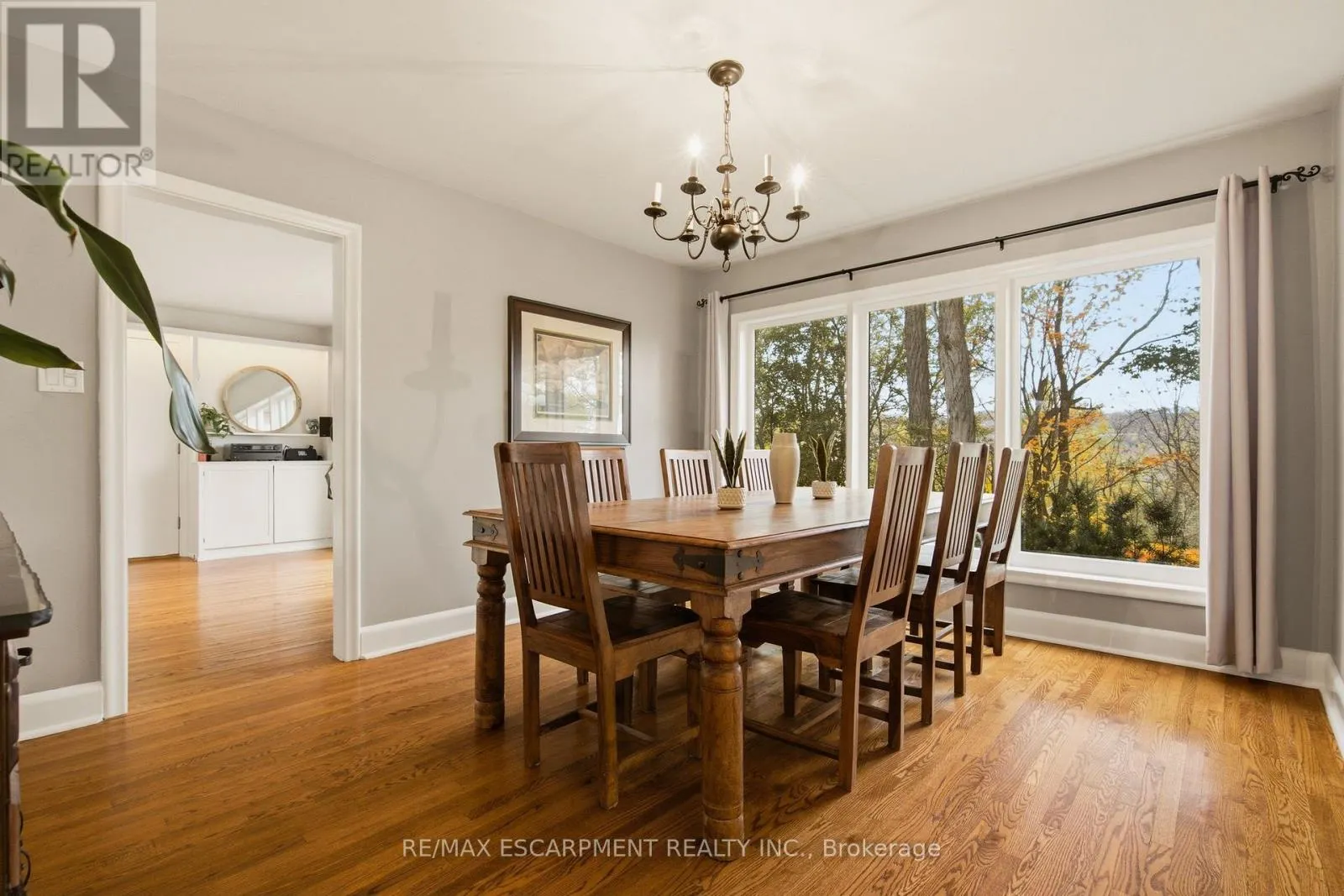 7 HATFIELD PLACE