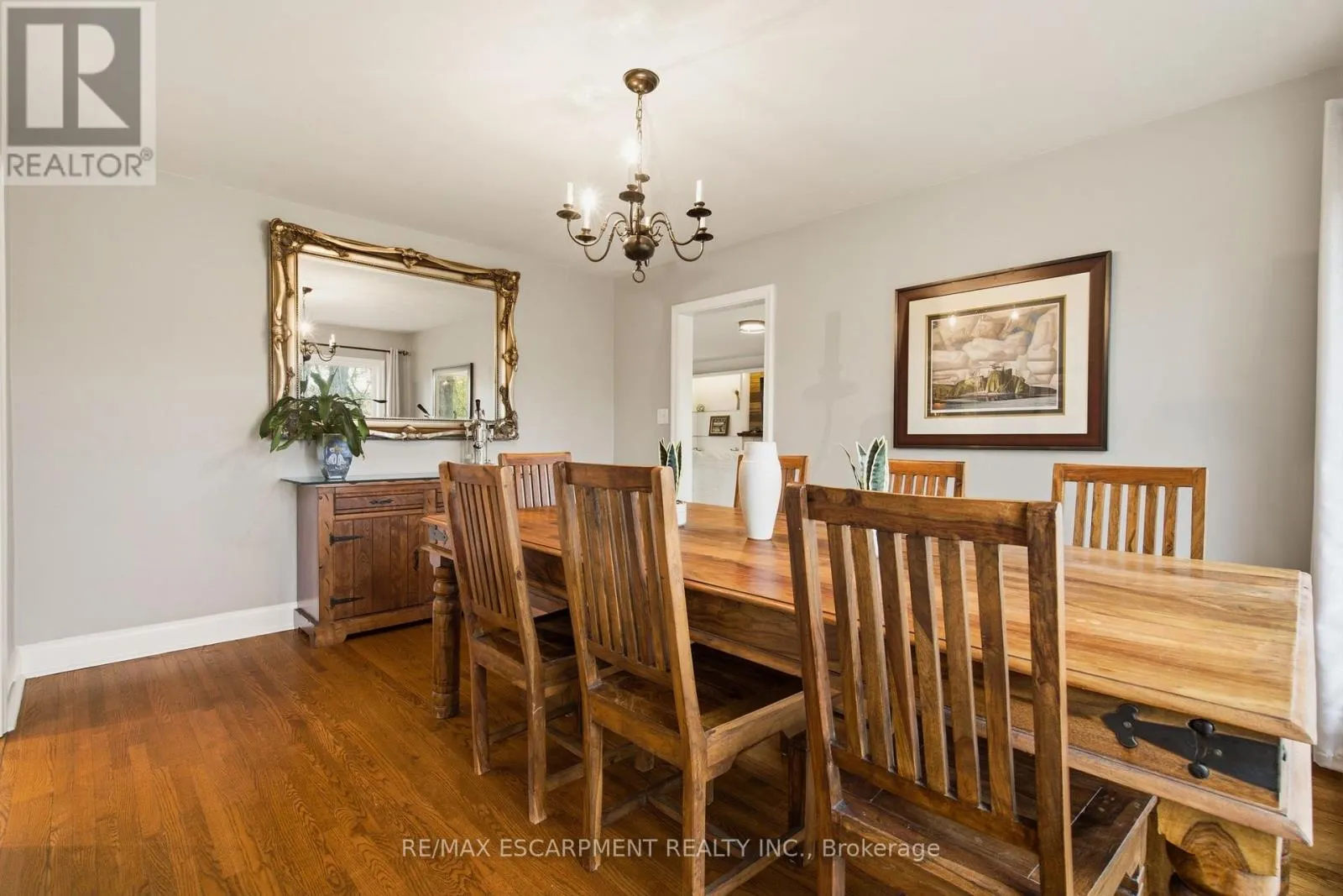 7 HATFIELD PLACE