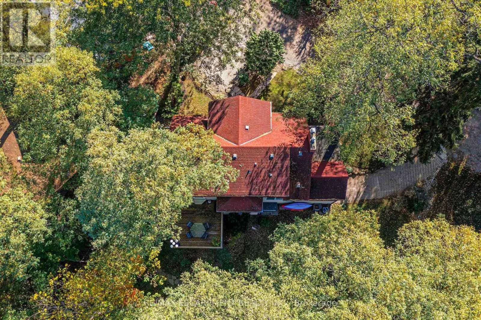 7 HATFIELD PLACE