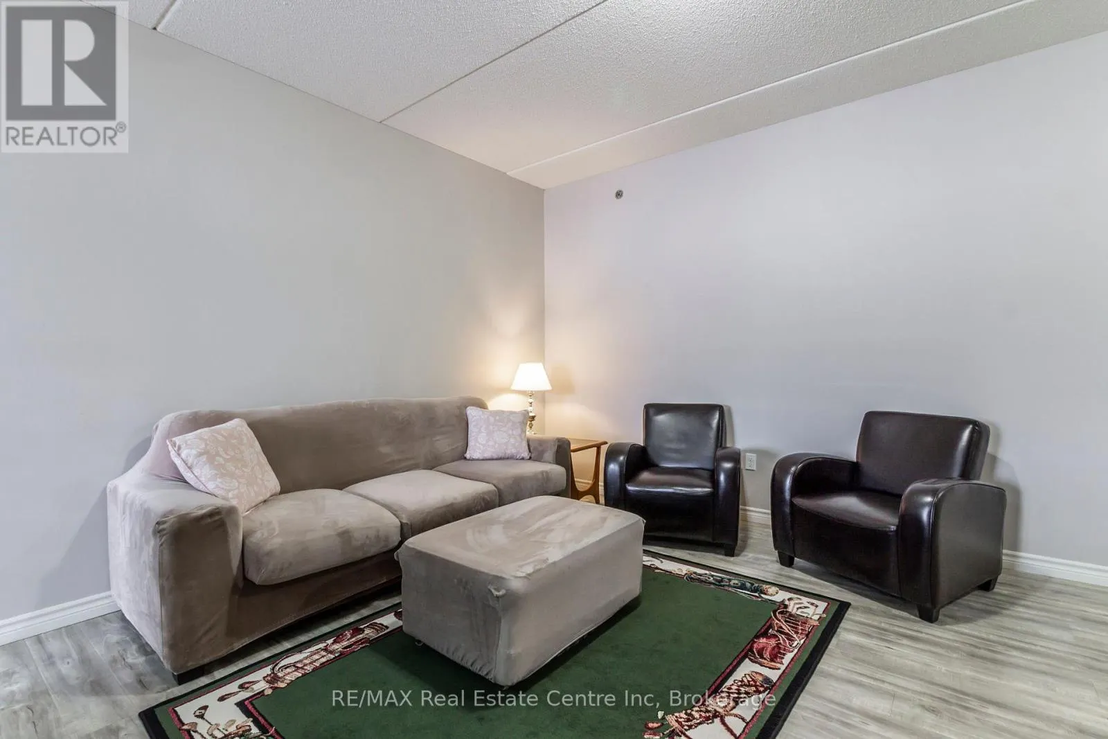 18 - 1440 GORDON STREET #18