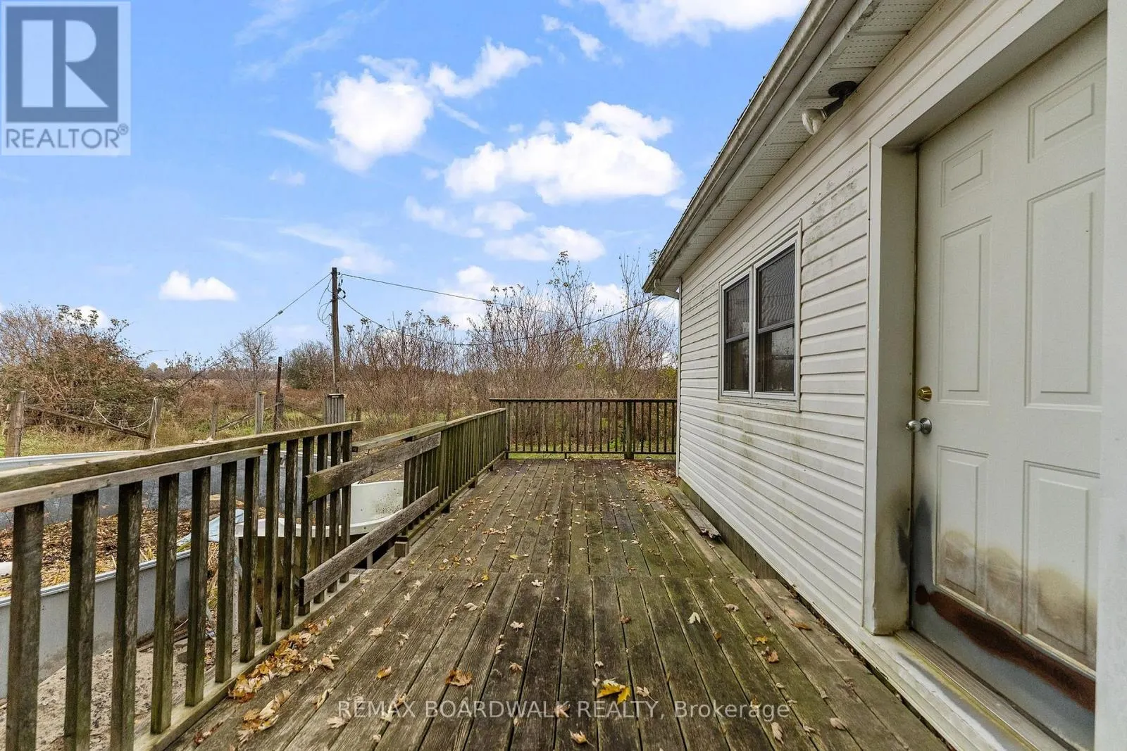 1001 FLOYD ROAD