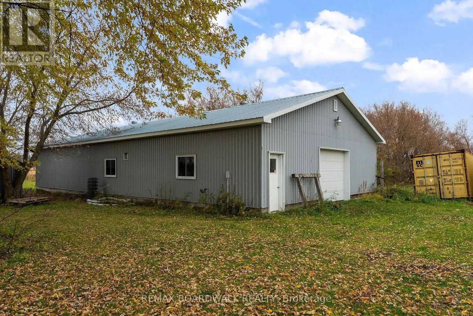 1001 FLOYD ROAD