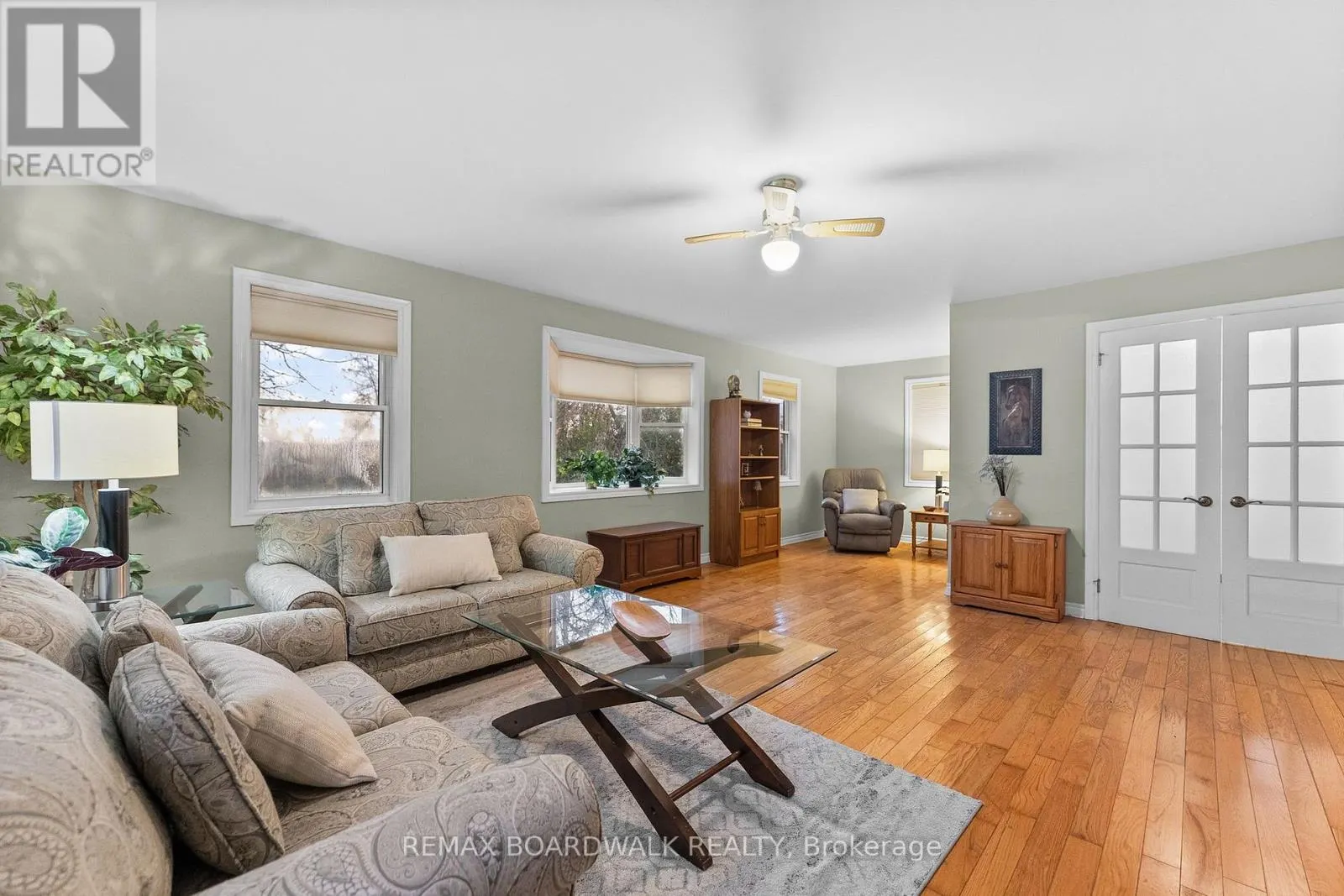 1001 FLOYD ROAD