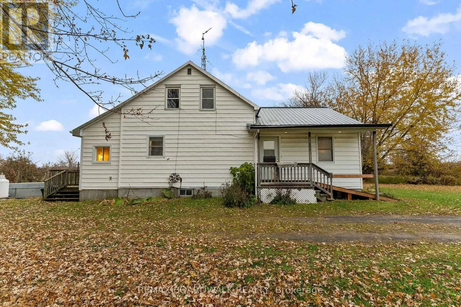 1001 FLOYD ROAD