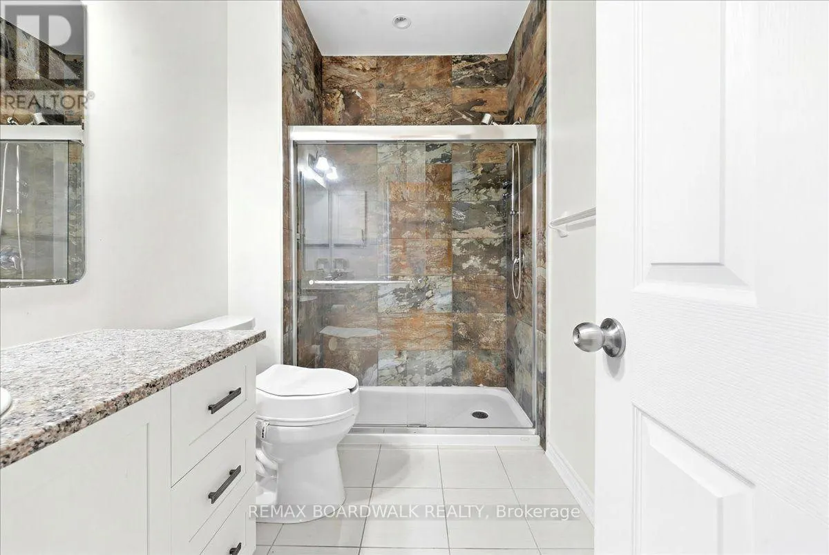 116 PASSAGEWAY PRIVATE
