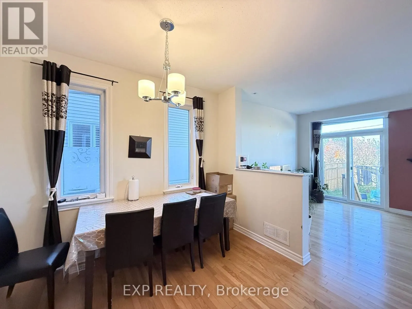 160 FLAT SEDGE CRESCENT
