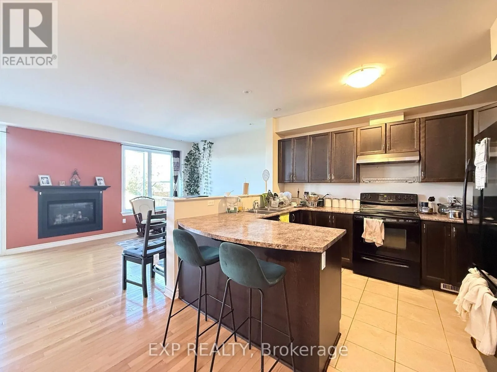 160 FLAT SEDGE CRESCENT