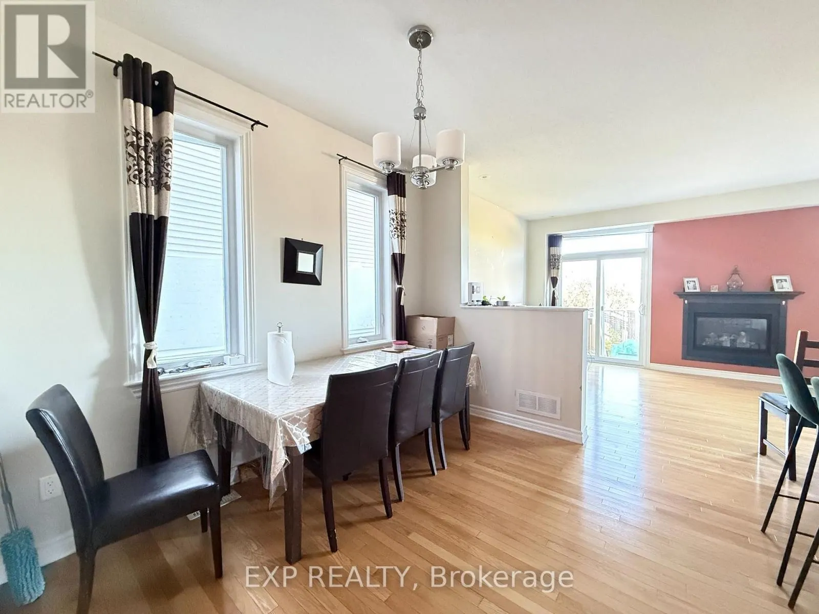 160 FLAT SEDGE CRESCENT