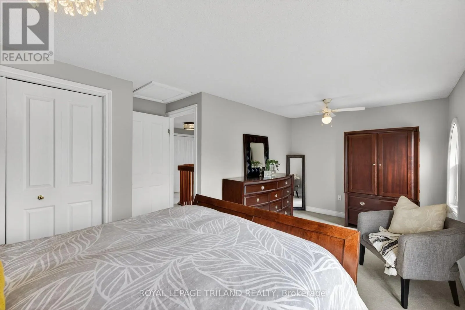 20 - 1399 COMMISSIONERS ROAD W #20