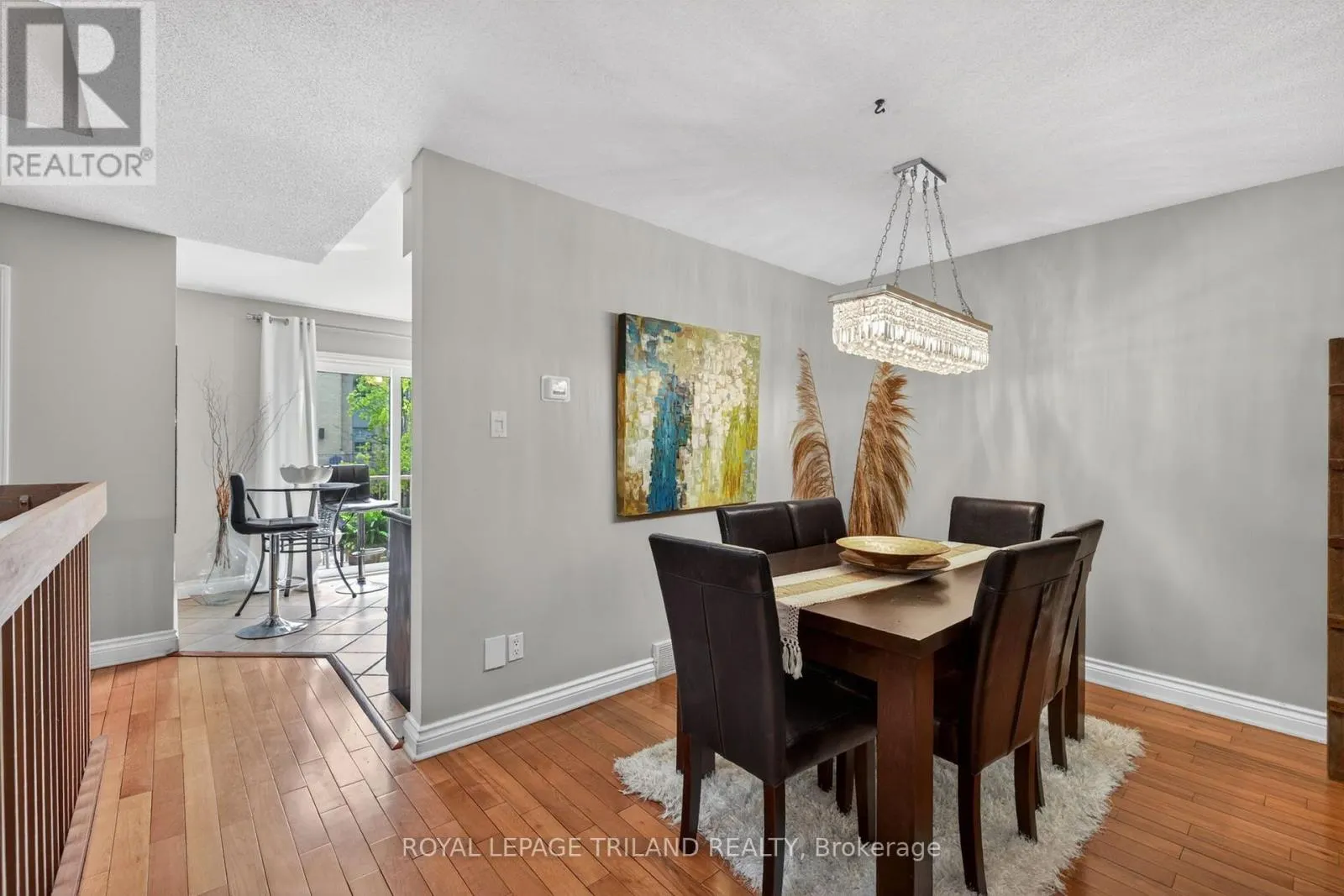 20 - 1399 COMMISSIONERS ROAD W #20