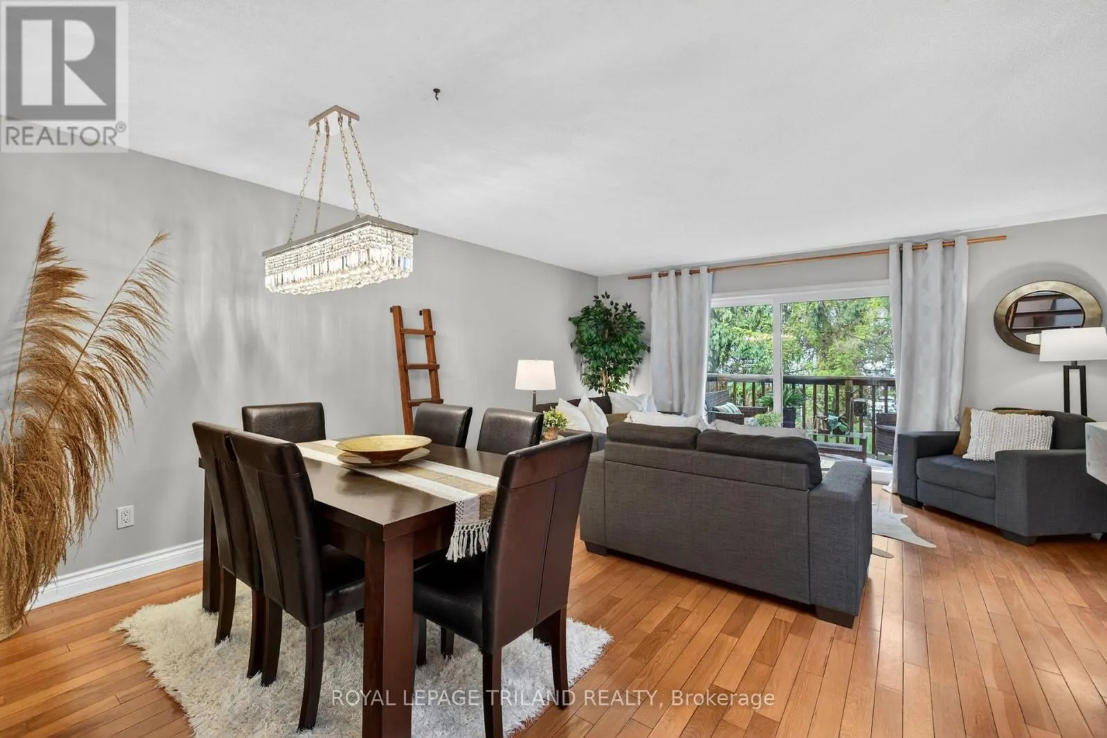 20 - 1399 COMMISSIONERS ROAD W #20
