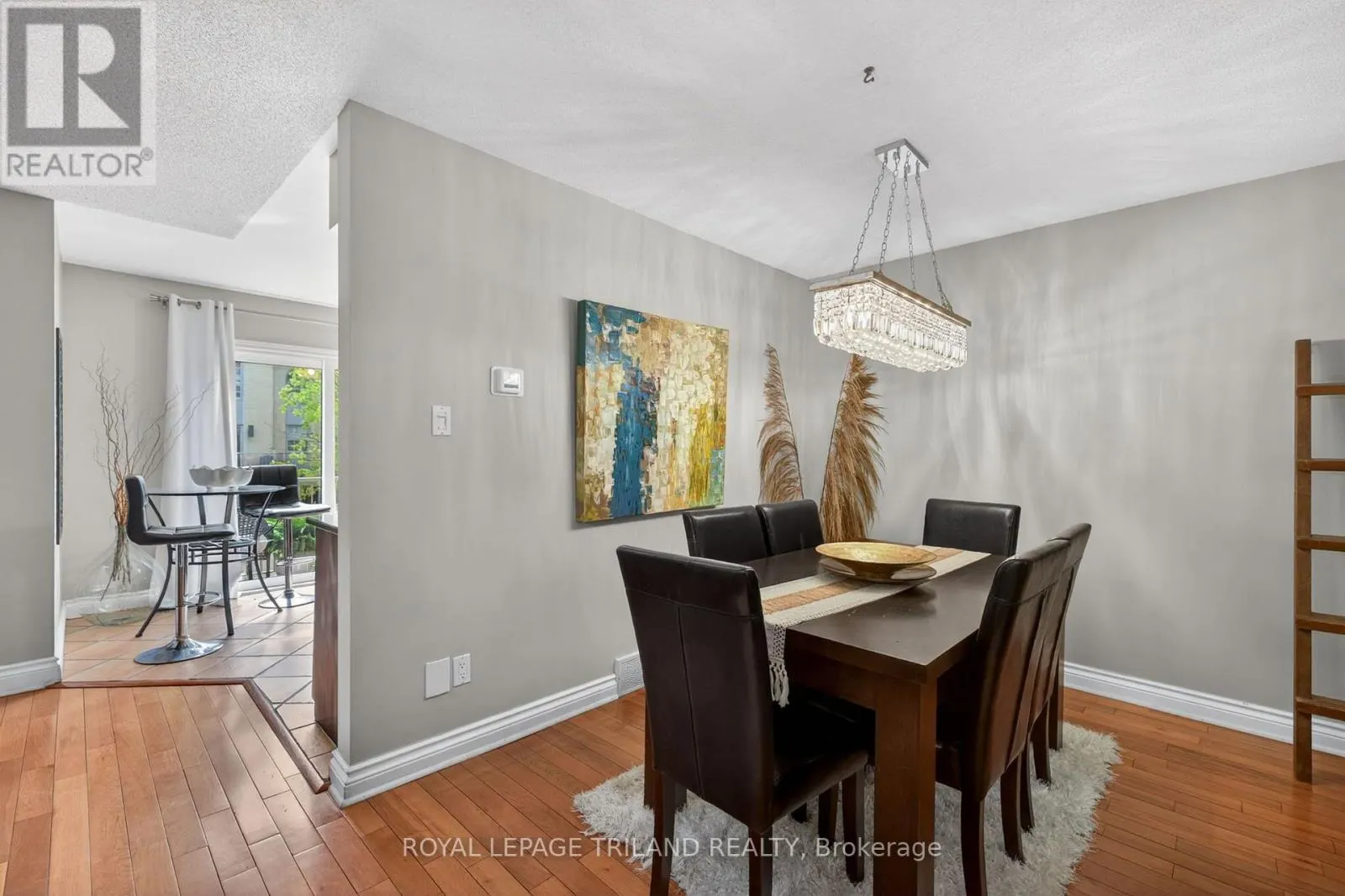 20 - 1399 COMMISSIONERS ROAD W #20