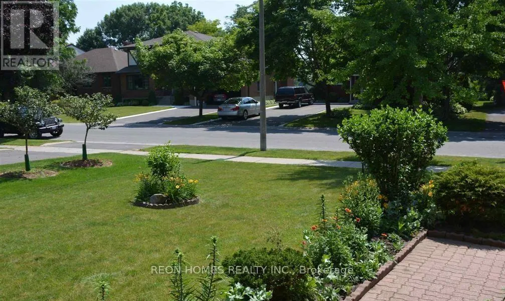165 COUNTRY CLUB DRIVE