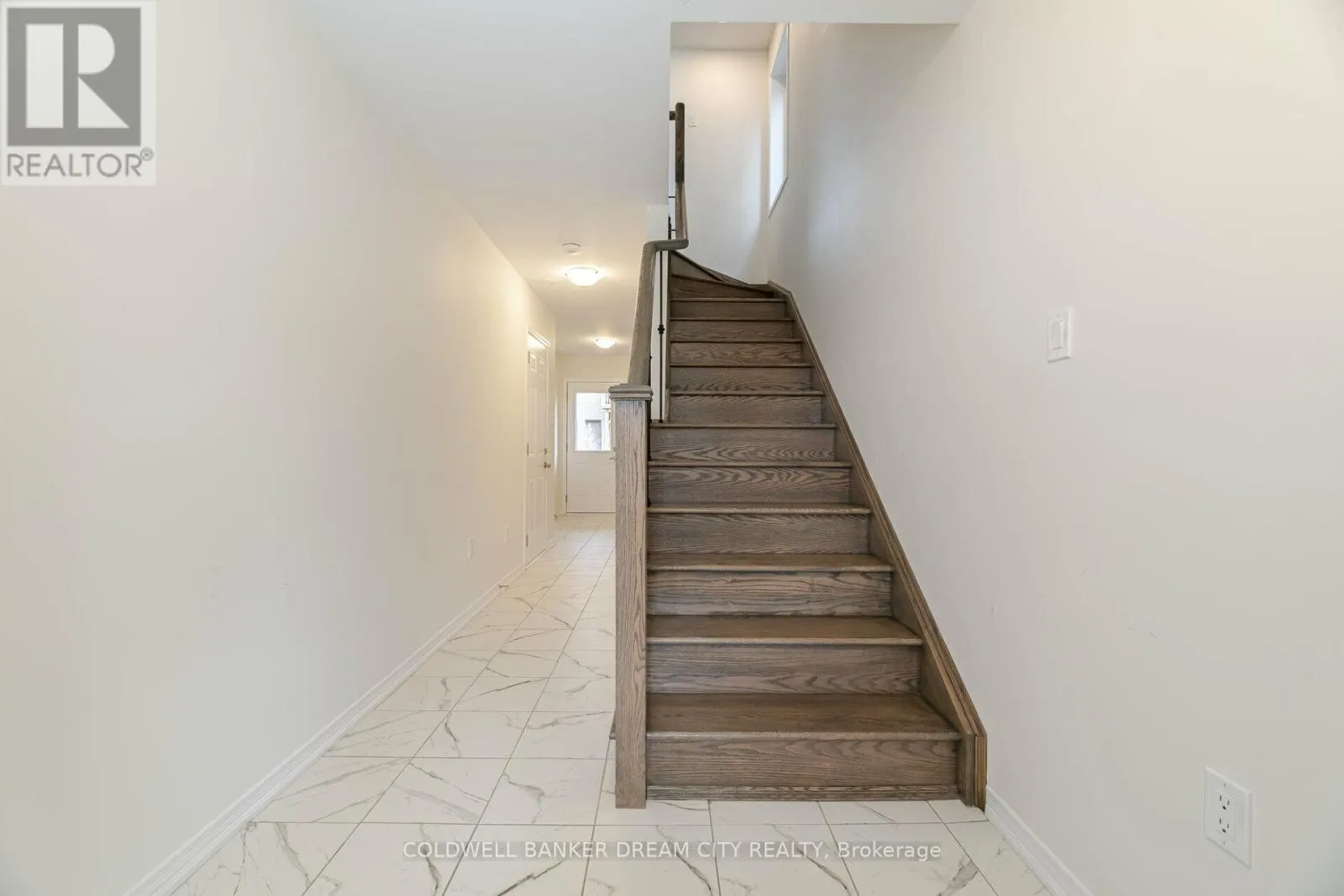 227 GILLESPIE DRIVE