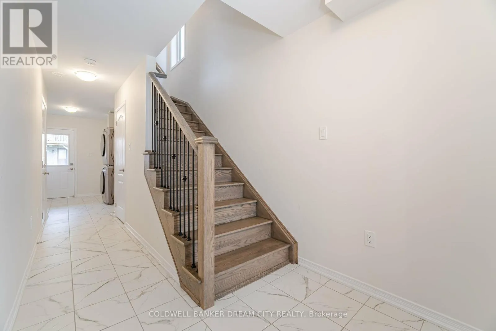 227 GILLESPIE DRIVE
