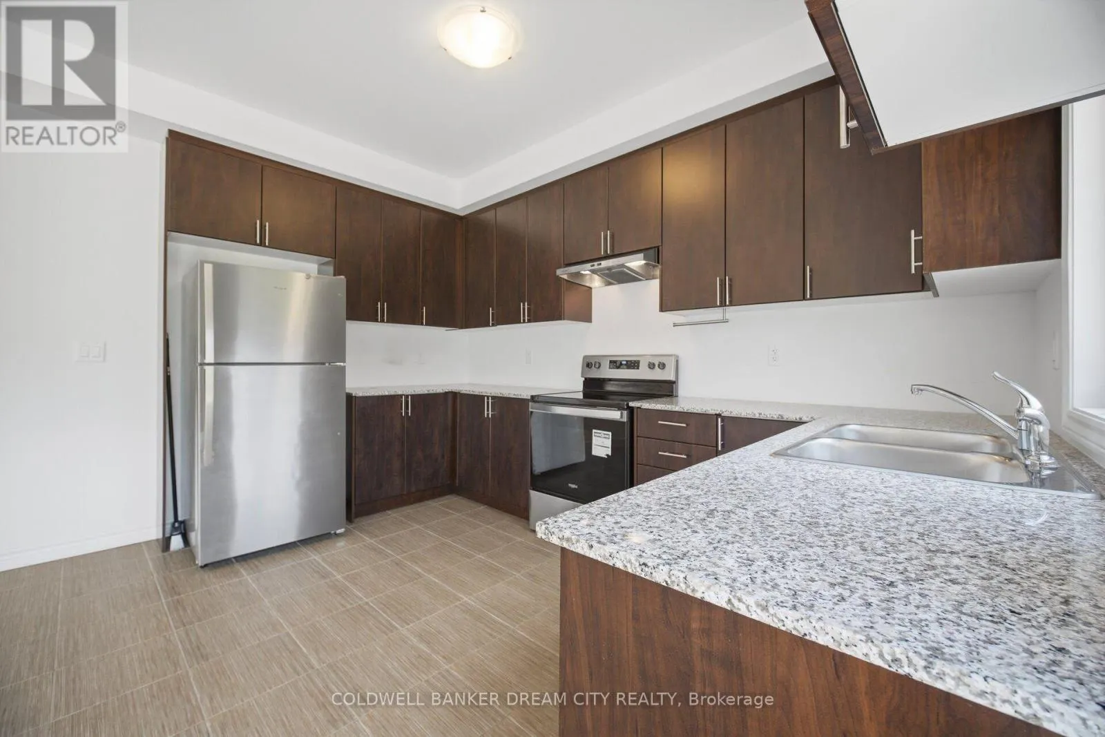 420 VANDUSEN AVENUE