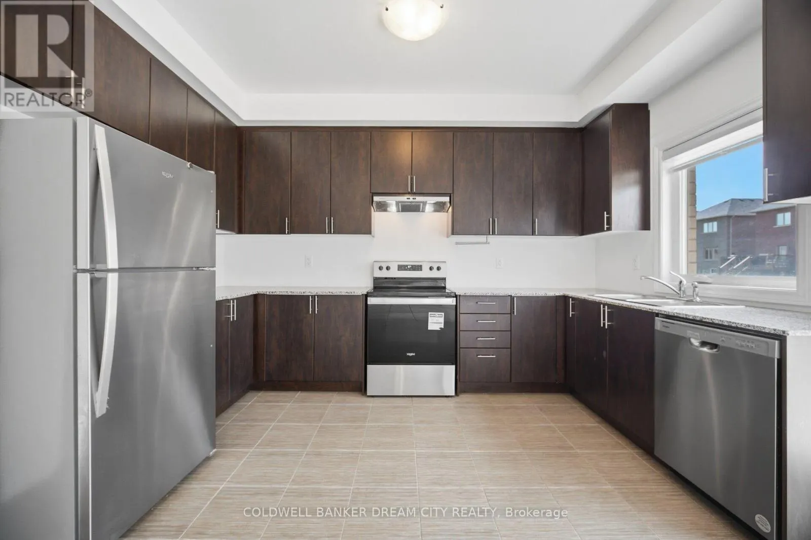 420 VANDUSEN AVENUE