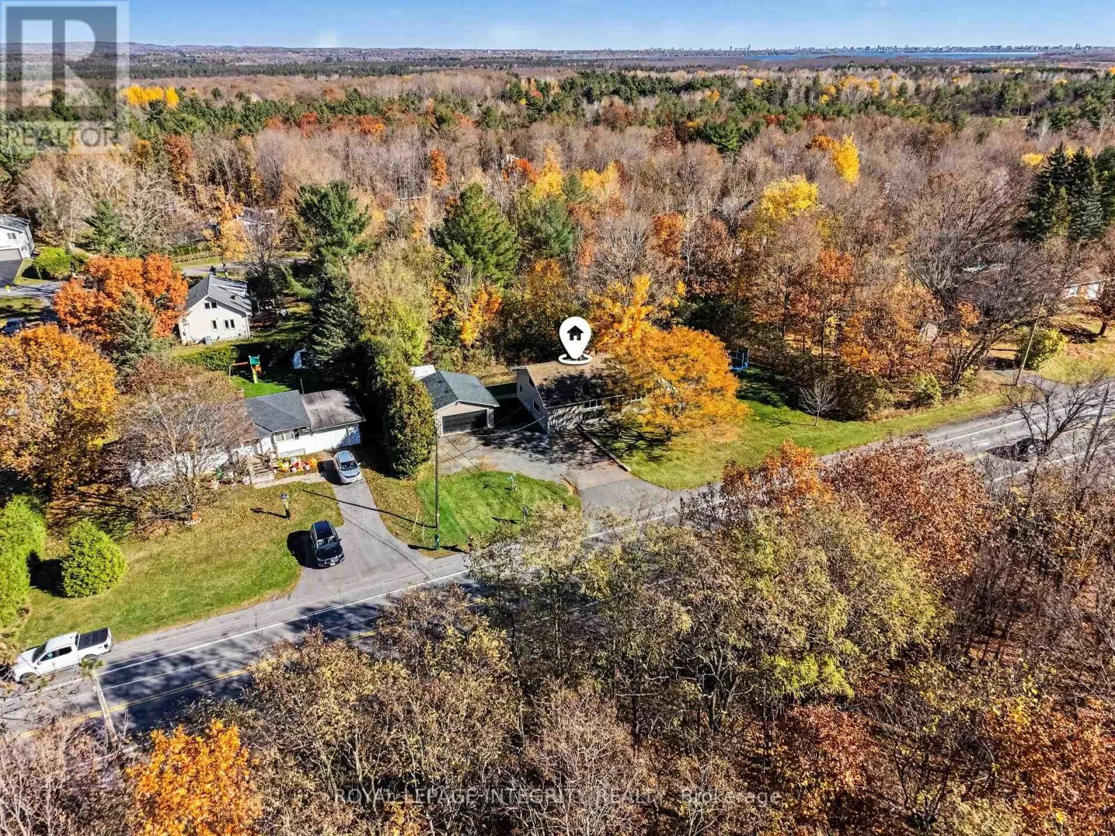 1646 DUNROBIN ROAD