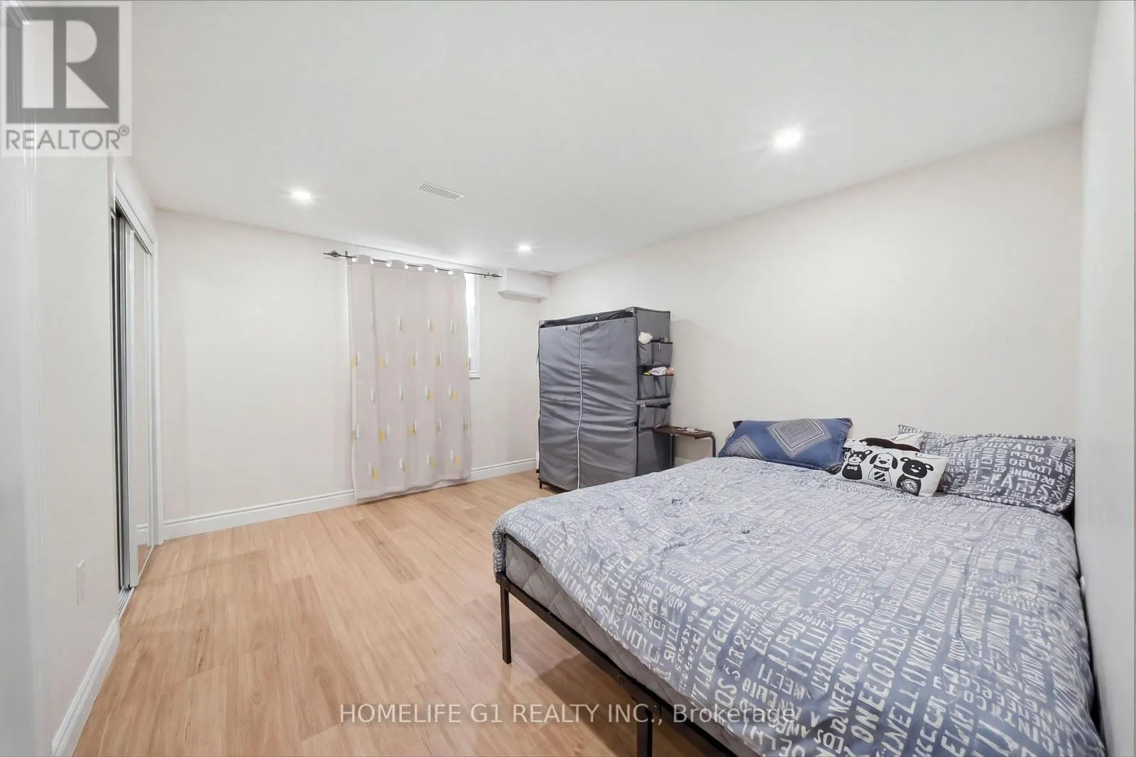 50 WILLIAM NADOR STREET