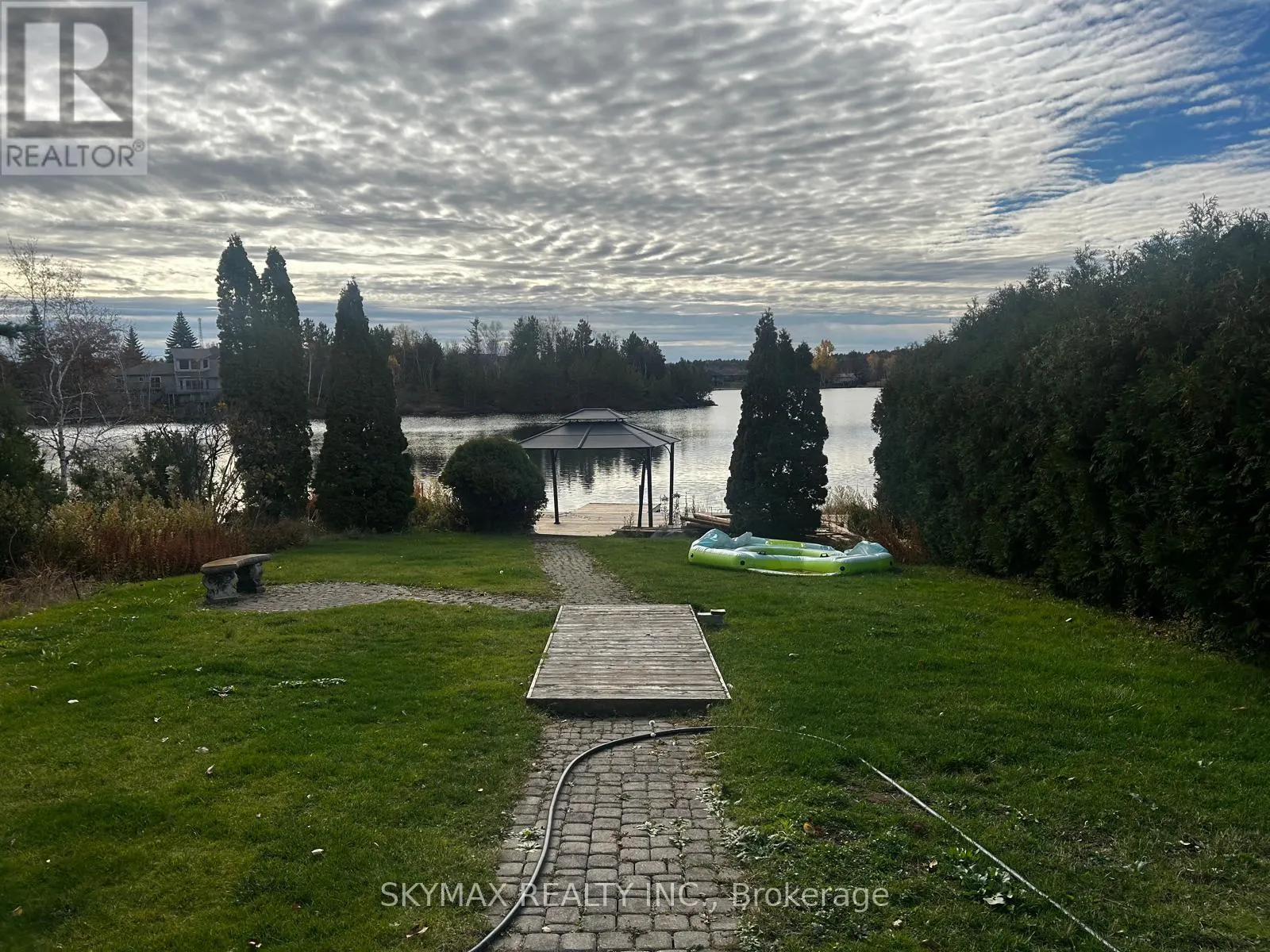 493 BRENDA DRIVE