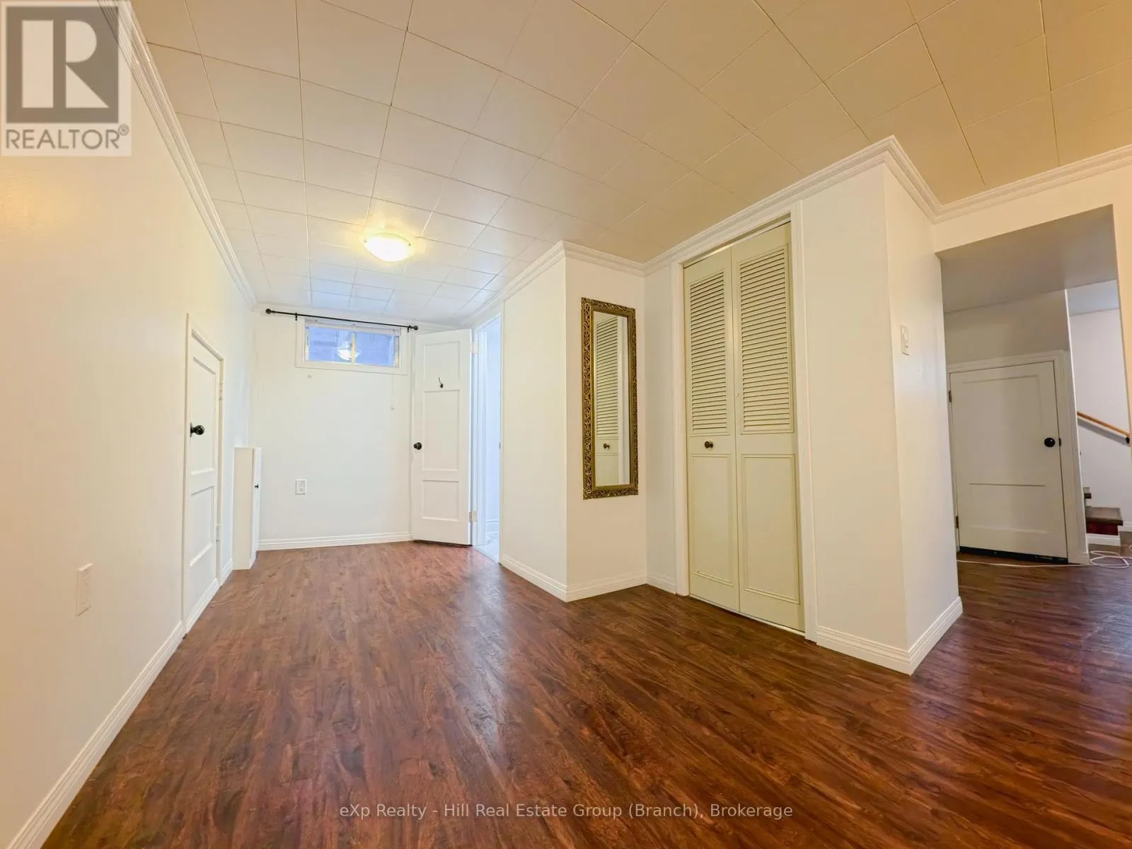 737 SYNDICATE AVENUE N